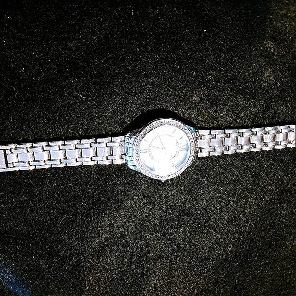 DMQ CZ Watch - Picture 2 of 3